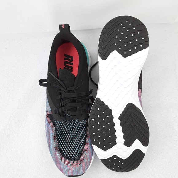 Nike size 7.5 - Picture 3 of 3